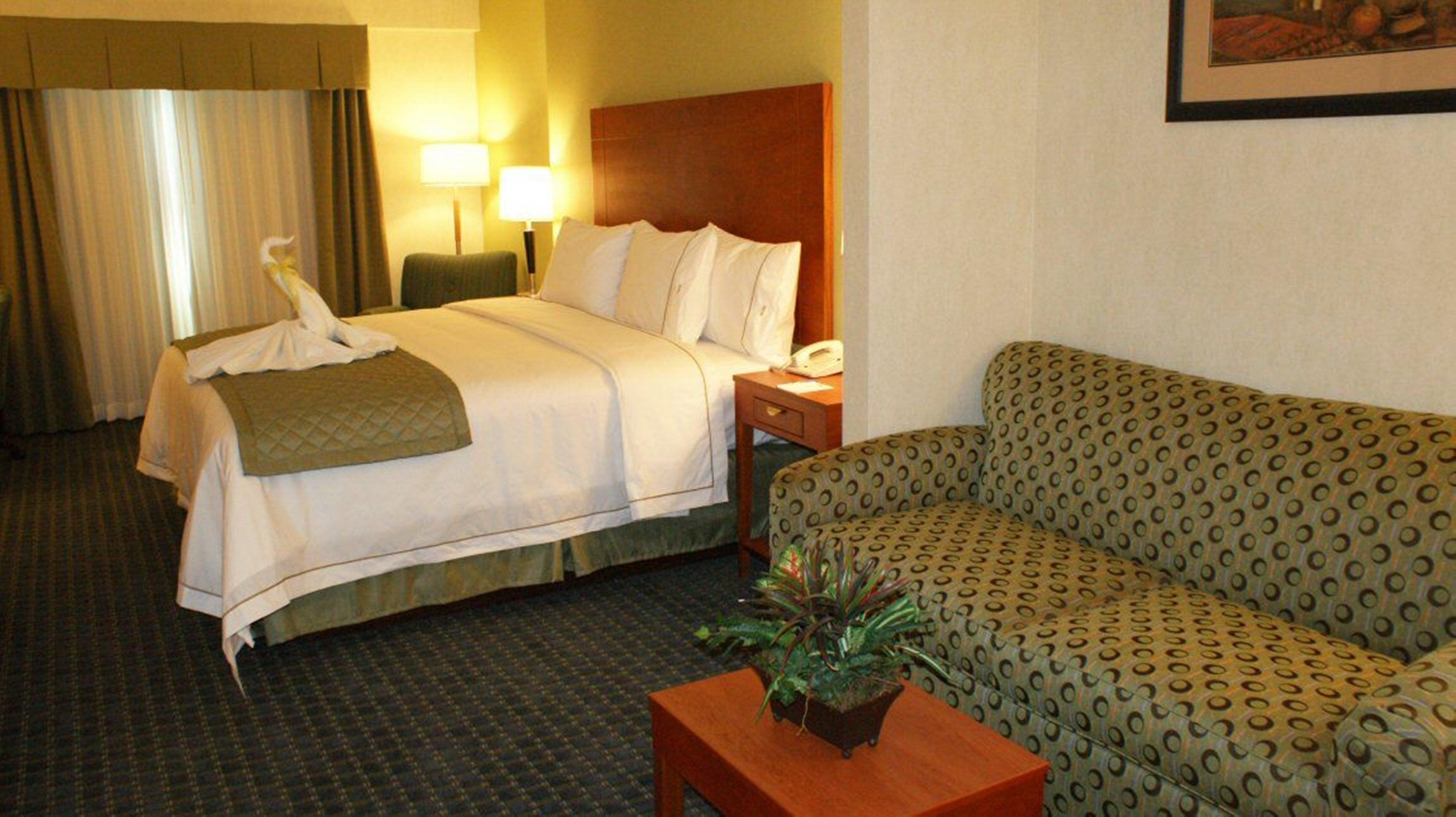Holiday Inn Express & Suites Toluca Zona Aeropuerto By Ihg Esterno foto