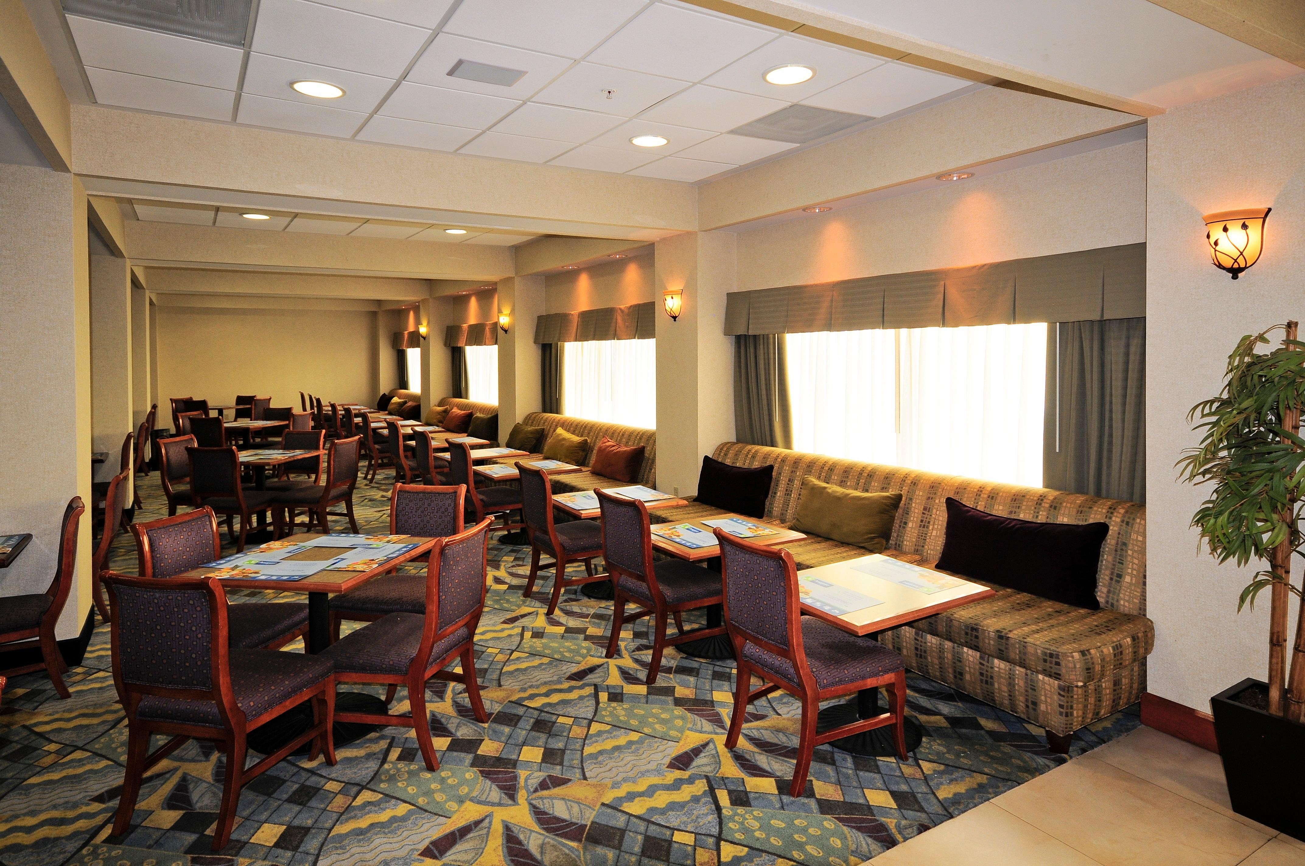 Holiday Inn Express & Suites Toluca Zona Aeropuerto By Ihg Esterno foto