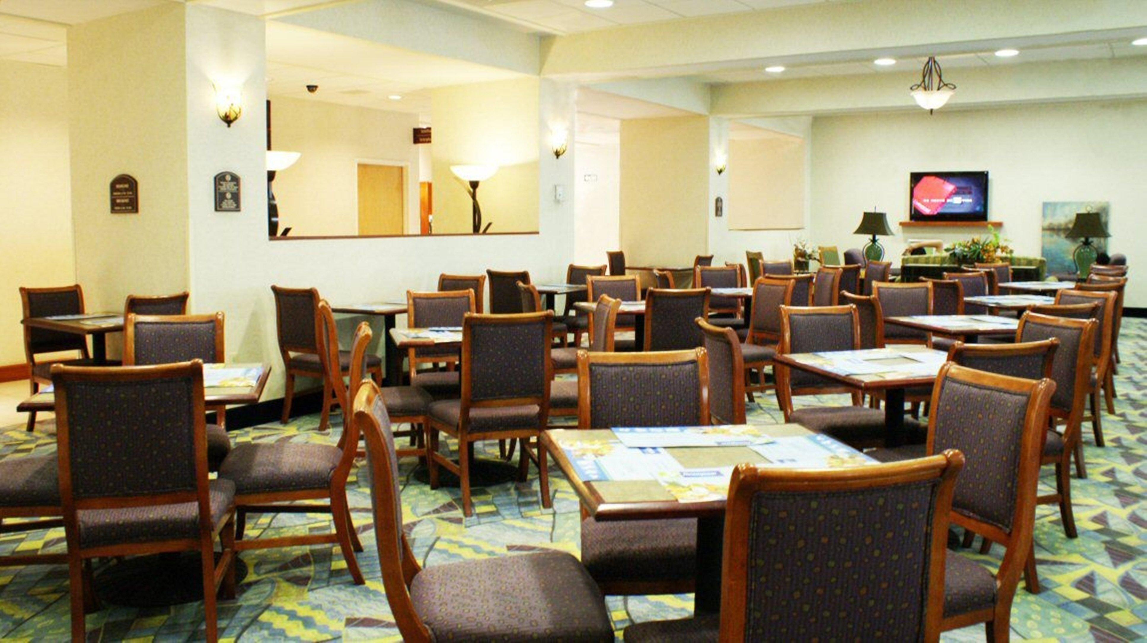Holiday Inn Express & Suites Toluca Zona Aeropuerto By Ihg Esterno foto