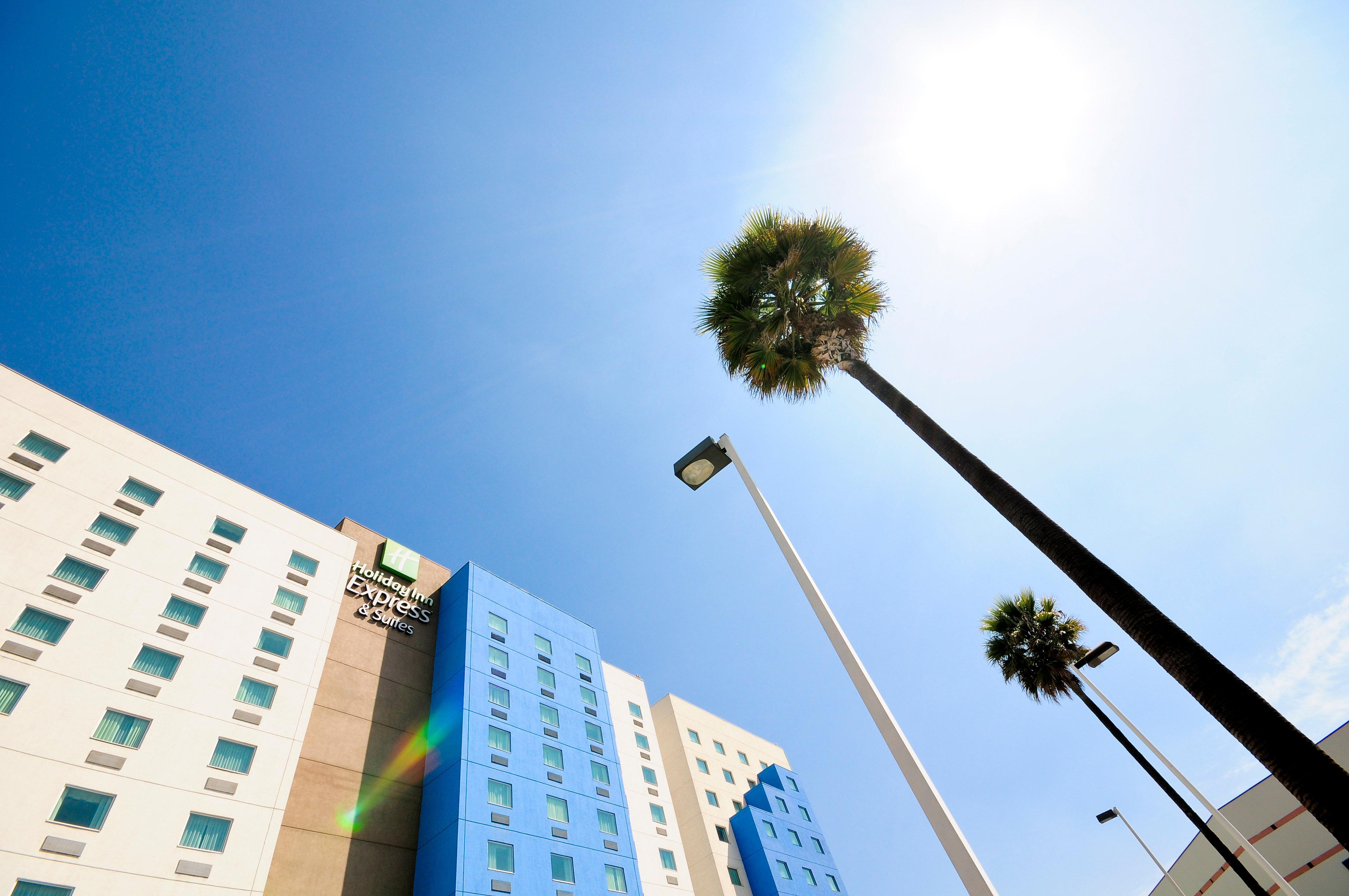 Holiday Inn Express & Suites Toluca Zona Aeropuerto By Ihg Esterno foto