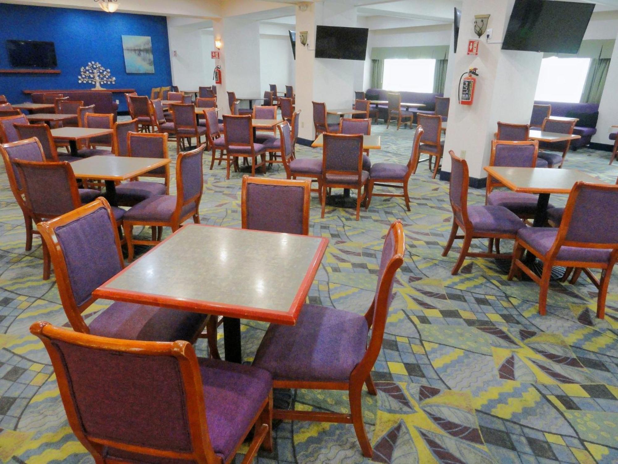Holiday Inn Express & Suites Toluca Zona Aeropuerto By Ihg Esterno foto
